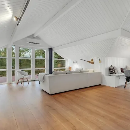 Holiday home Pet Friendly In Romo With Kitchen