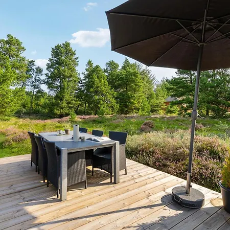 Pet Friendly In Romo With Kitchen Holiday home Kongsmark